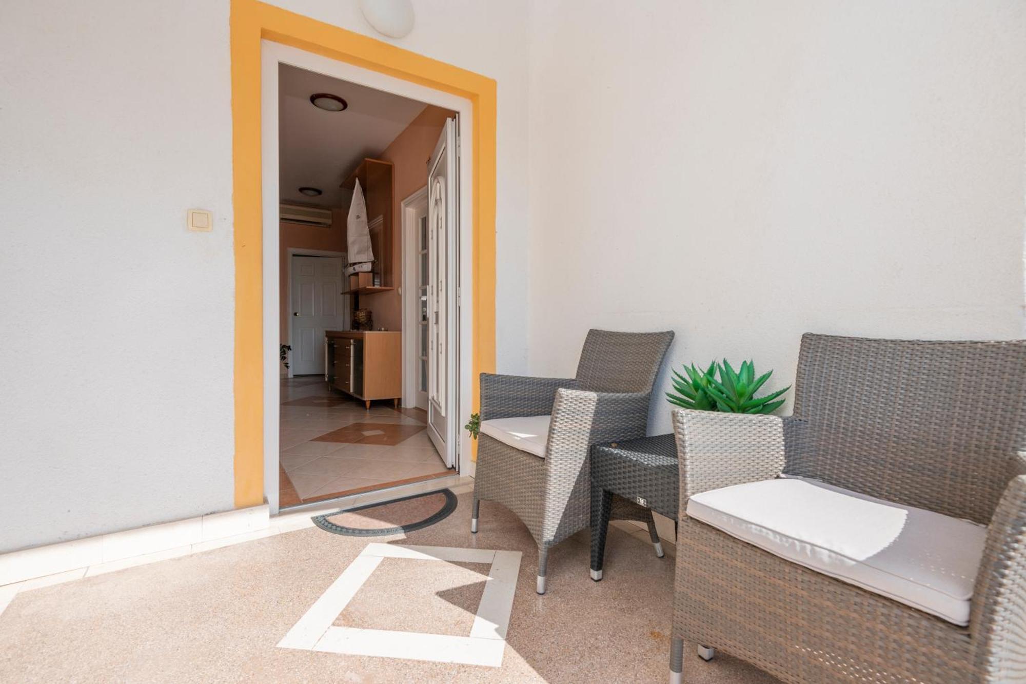 Family Apartments Marita Makarska Zewnętrze zdjęcie